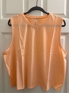 Our door voice cropped  mesh muscle tank NWT XXL
